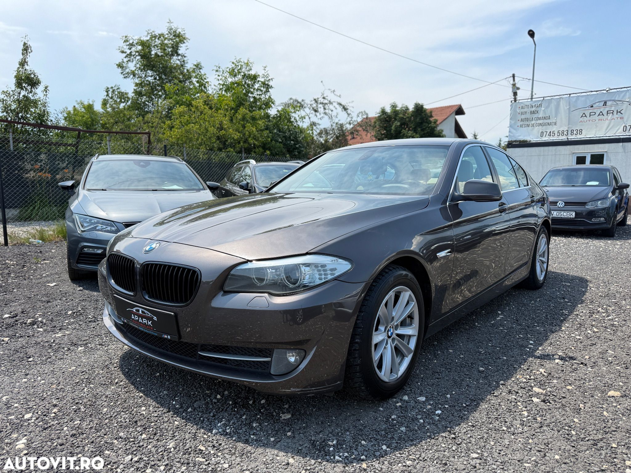 BMW Seria 5 520d Sport-Aut. - 1