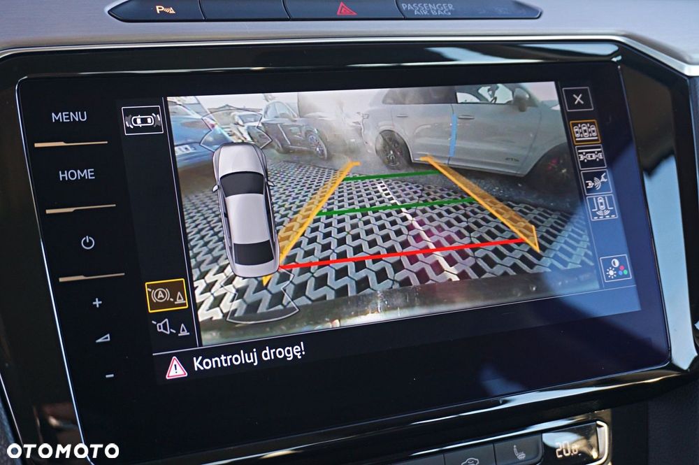 Volkswagen Passat - 20