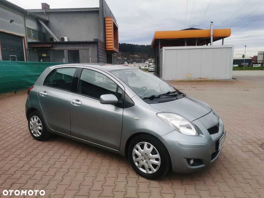 Toyota Yaris 1.4 D-4D Terra EU5 - 10