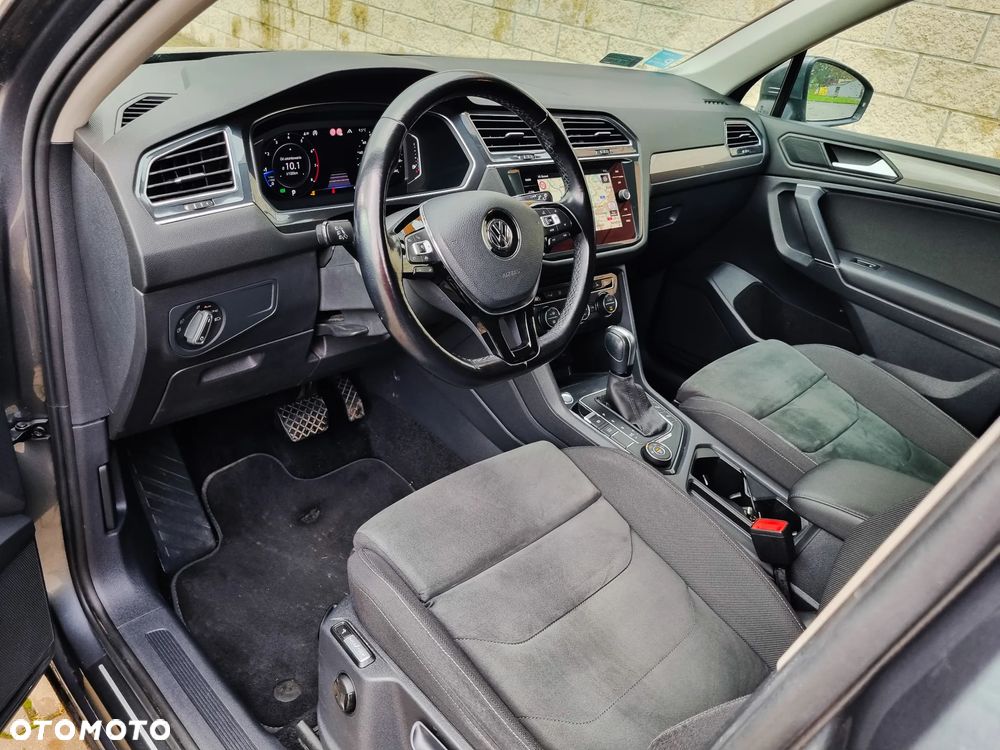 Volkswagen Tiguan Allspace 2.0 TSI 4Mot Highline DSG - 16