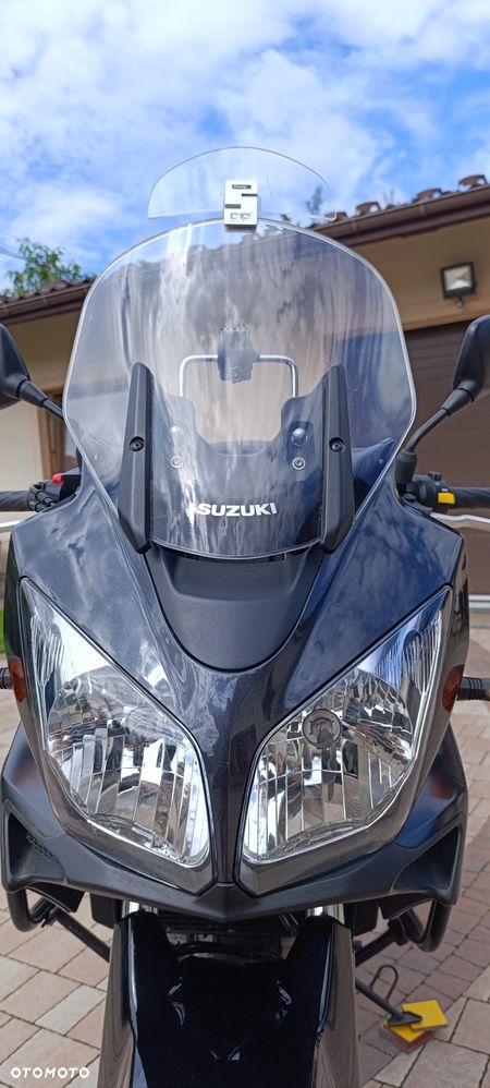 Suzuki V-STROM - 18