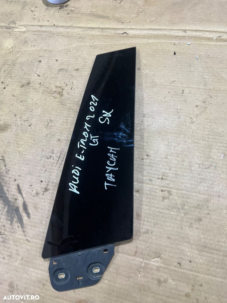 Ornament stalp stanga 9J1845031A Porsche Taycan Audi e-tron gt 2021 - 2