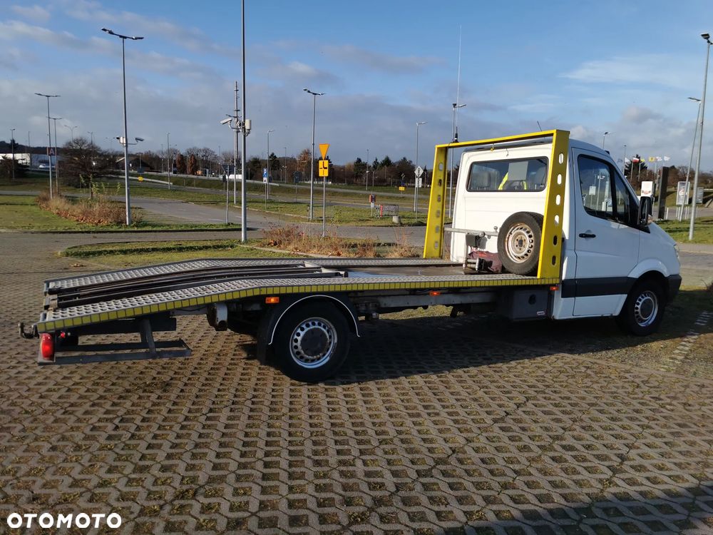 Mercedes-Benz Sprinter - 10