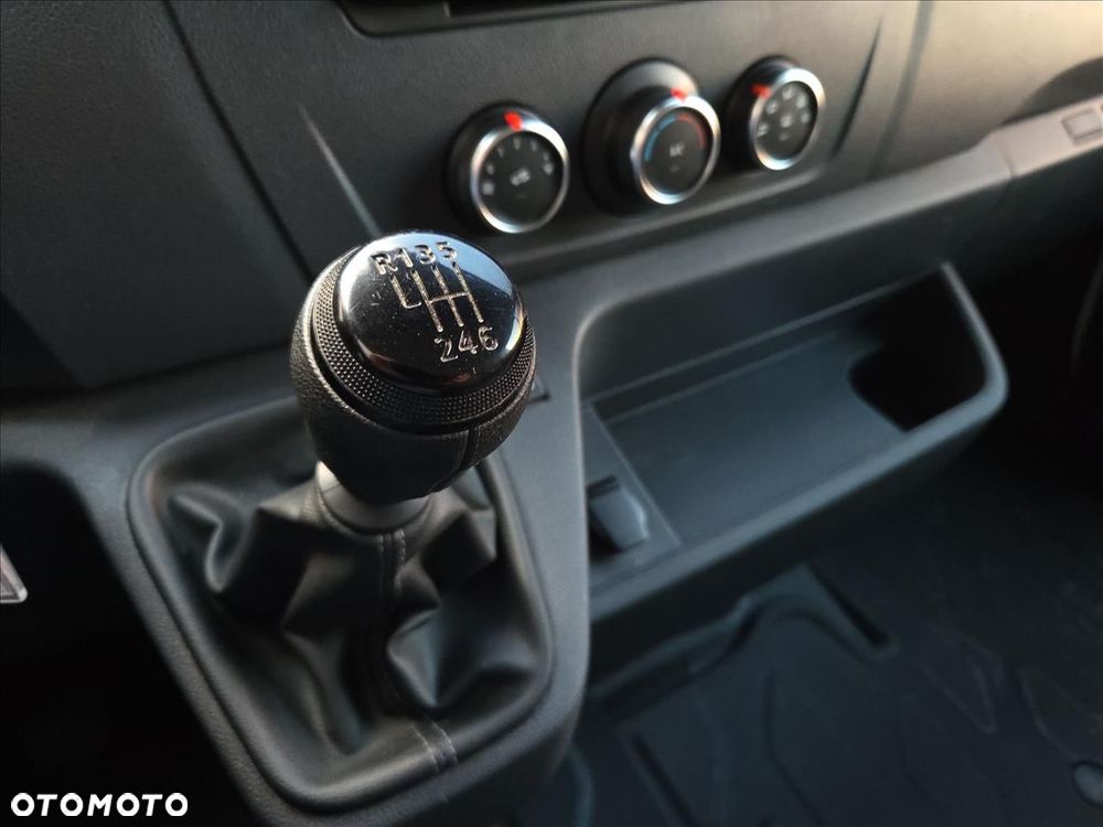 Renault master - 17