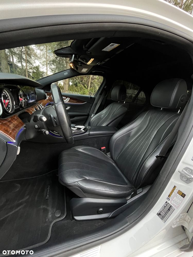 Mercedes-Benz Klasa E 300 9G-TRONIC AMG Line - 8
