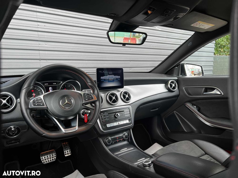 Mercedes-Benz CLA 180 7G-DCT AMG Line - 11