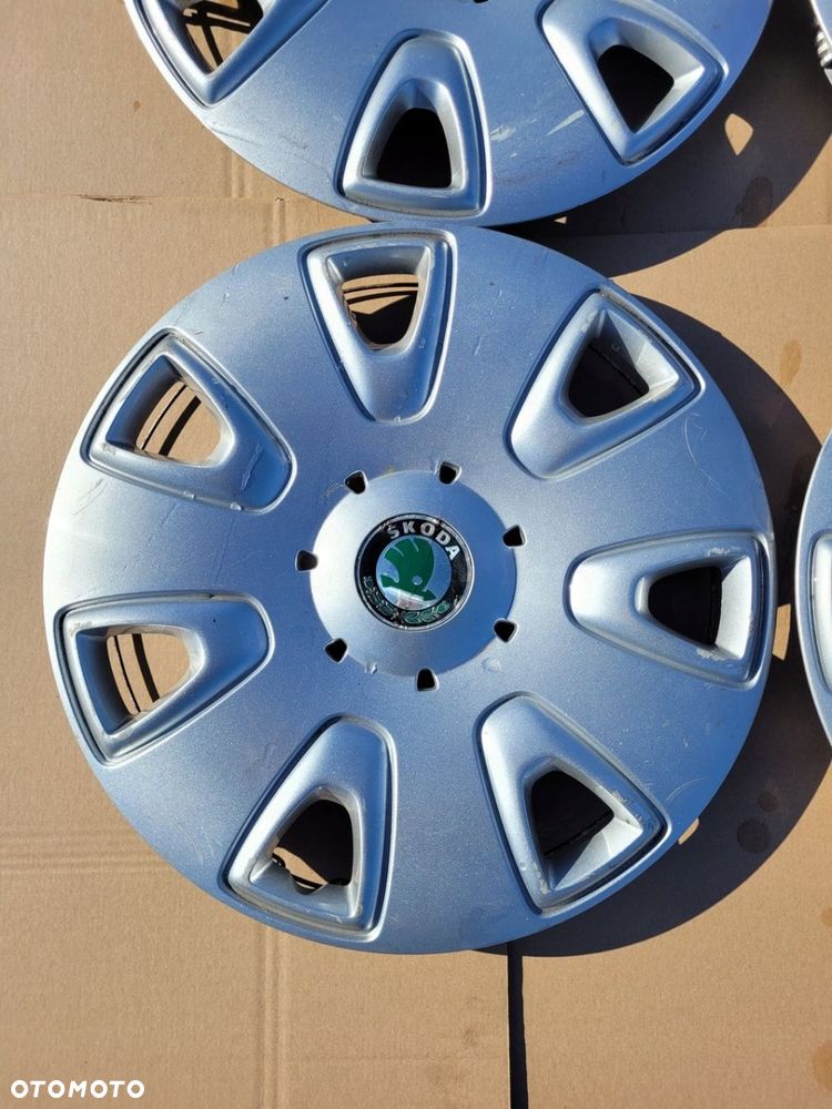 KOŁPAKI 16 SKODA YETI ROOMSTER 5L0601147 - 4