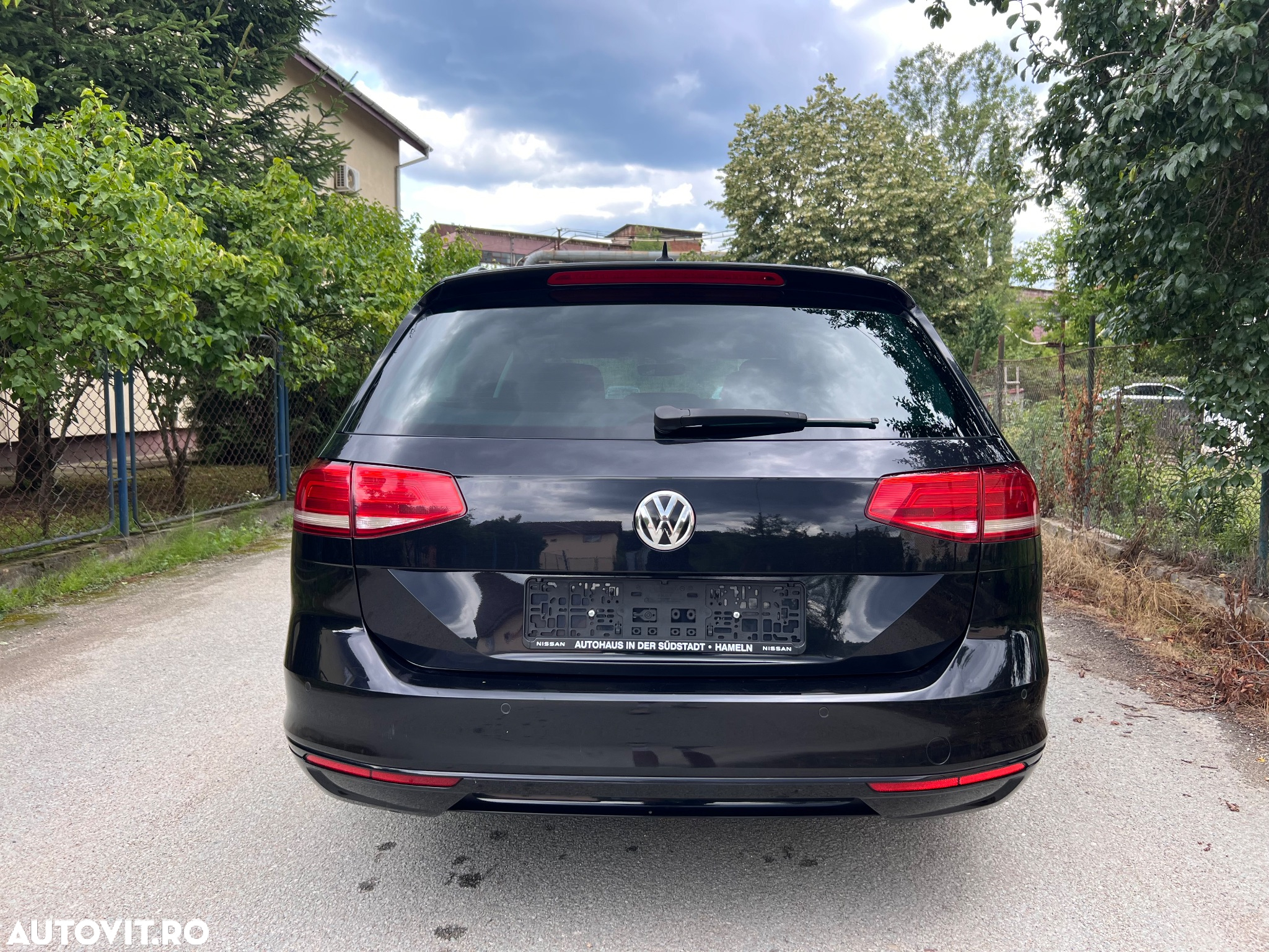 Volkswagen Passat Variant 2.0 TDI DSG (BlueMotion Technology) Trendline - 12
