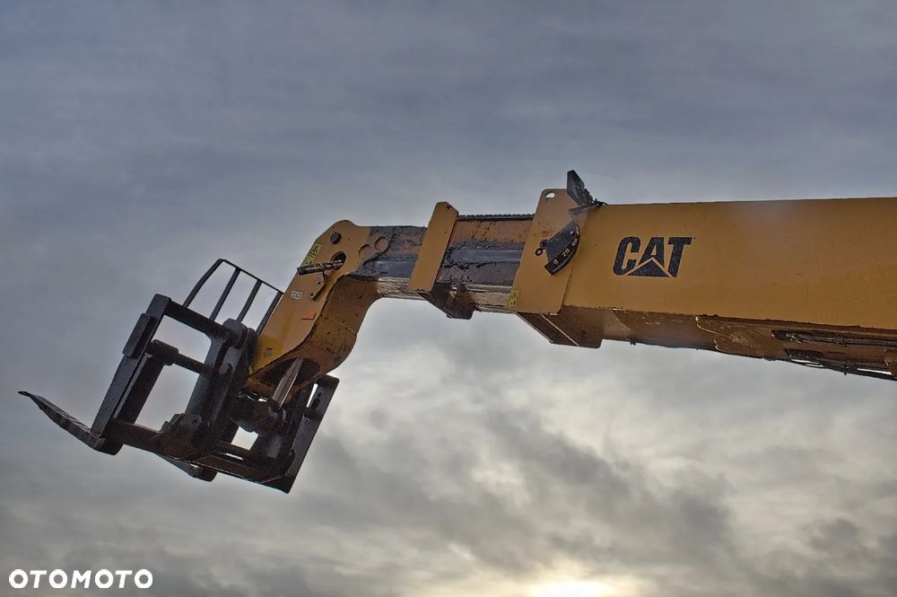 Caterpillar TH360B - 10