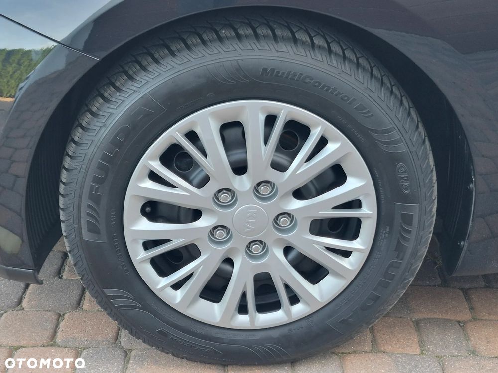 Kia Ceed - 25