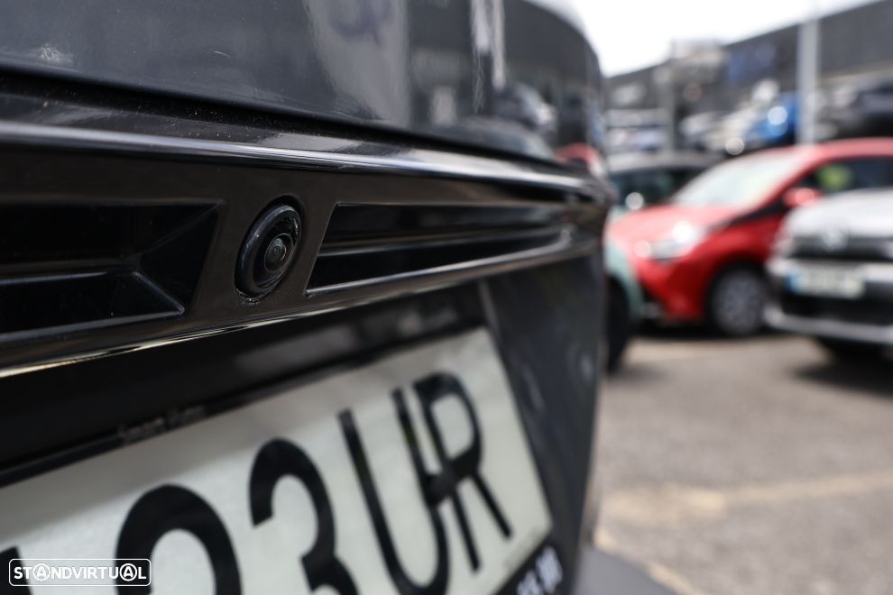 Peugeot 2008 1.2 Hybrid Allure e-DCS6 - 7