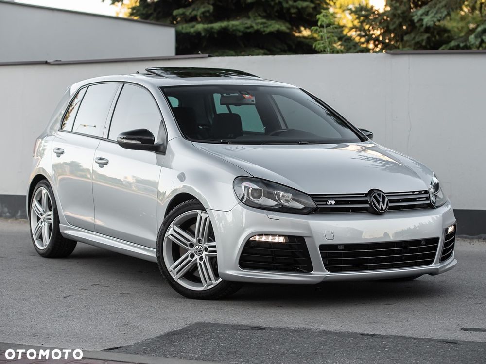 Volkswagen Golf - 2