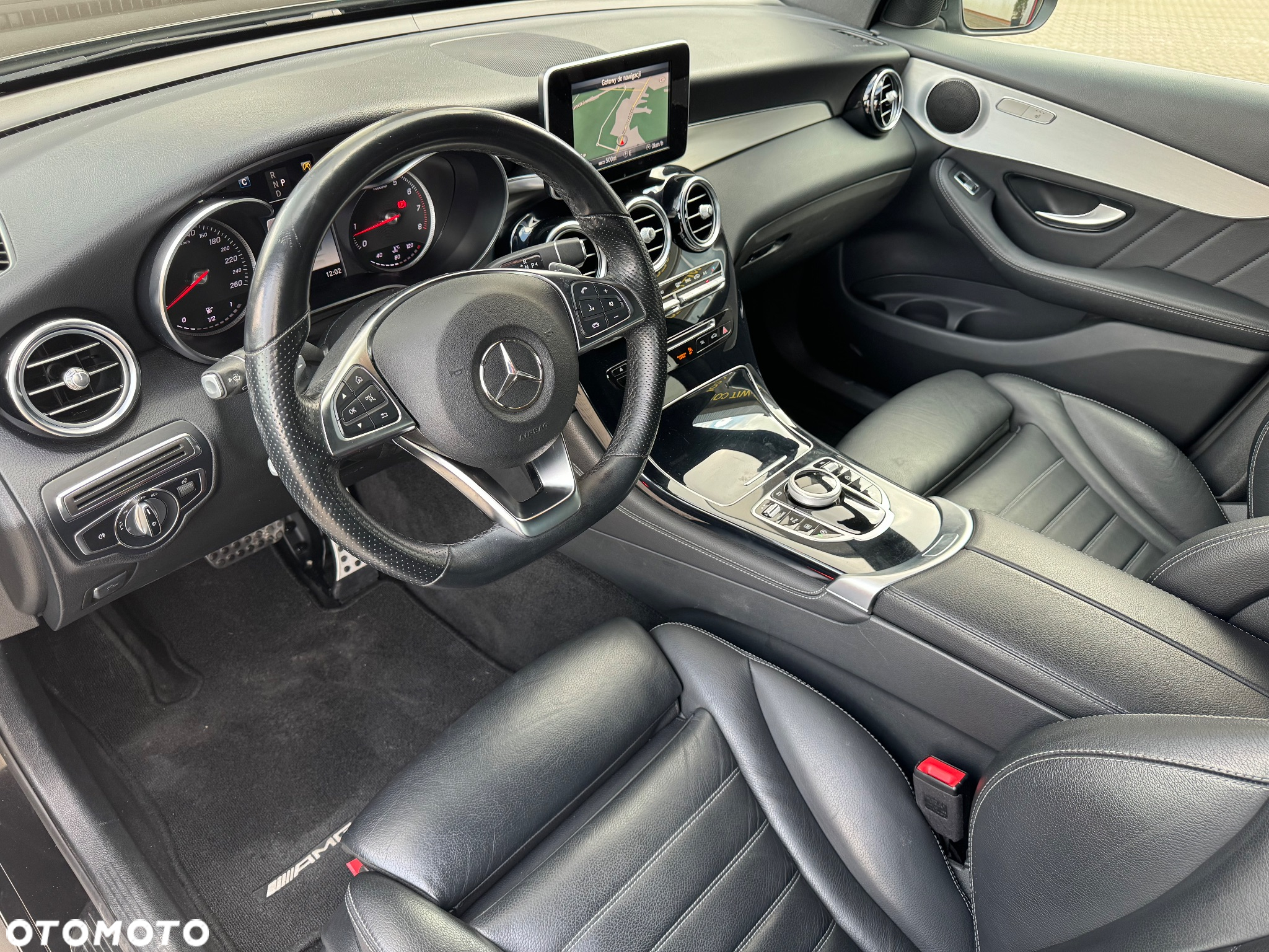 Mercedes-Benz GLC 250 Coupe 4Matic 9G-TRONIC AMG Line - 22