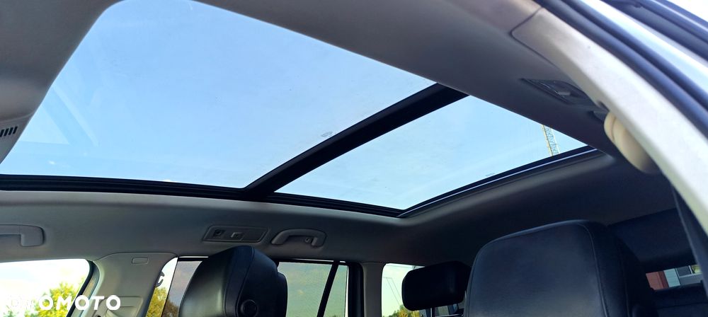 Volkswagen Passat Variant 2.0 TDI SCR Highline - 26