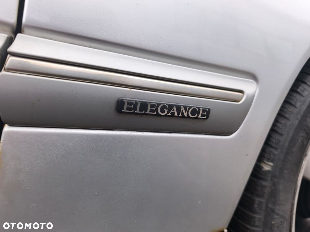 Mercedes-Benz Klasa E - 23