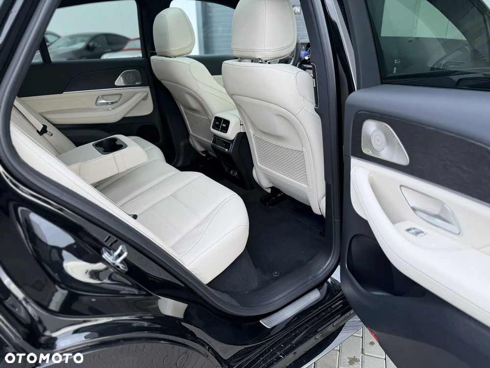 Mercedes-Benz GLE - 36