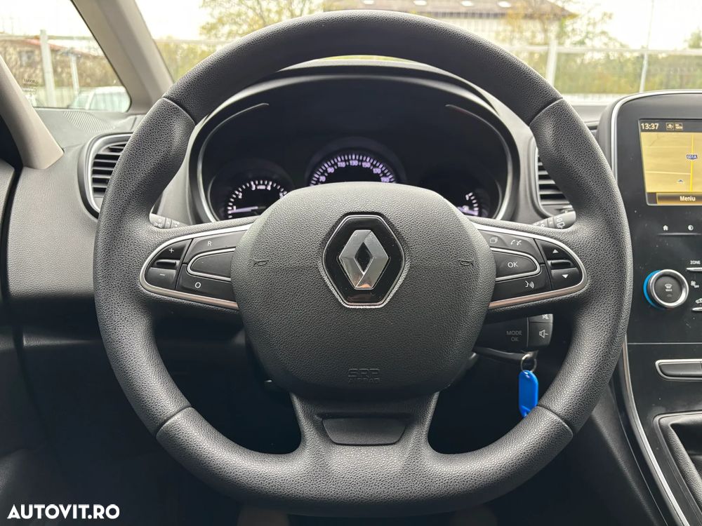 Renault Scenic TCe 115 GPF LIMITED - 22