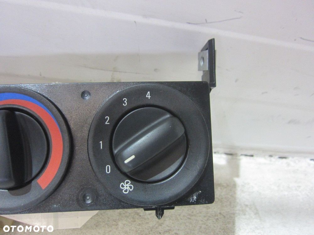 BMW Z3 E36 PANEL STEROWANIA KLIMATYZACJI OGRZEWANIA NAWIEWU 64118397702 - 2
