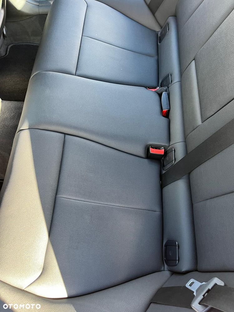 BMW Seria 3 335i xDrive - 4