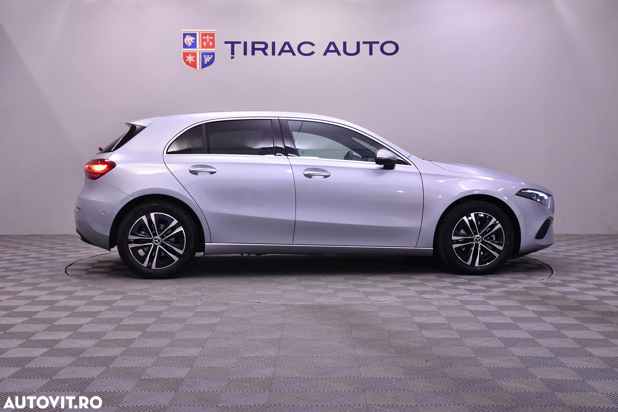 Mercedes-Benz A 200 MHEV 7G-DCT - 6