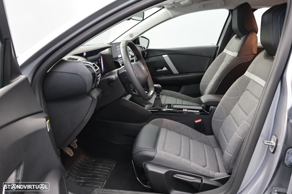 Citroën C4 1.2 PureTech Plus - 23