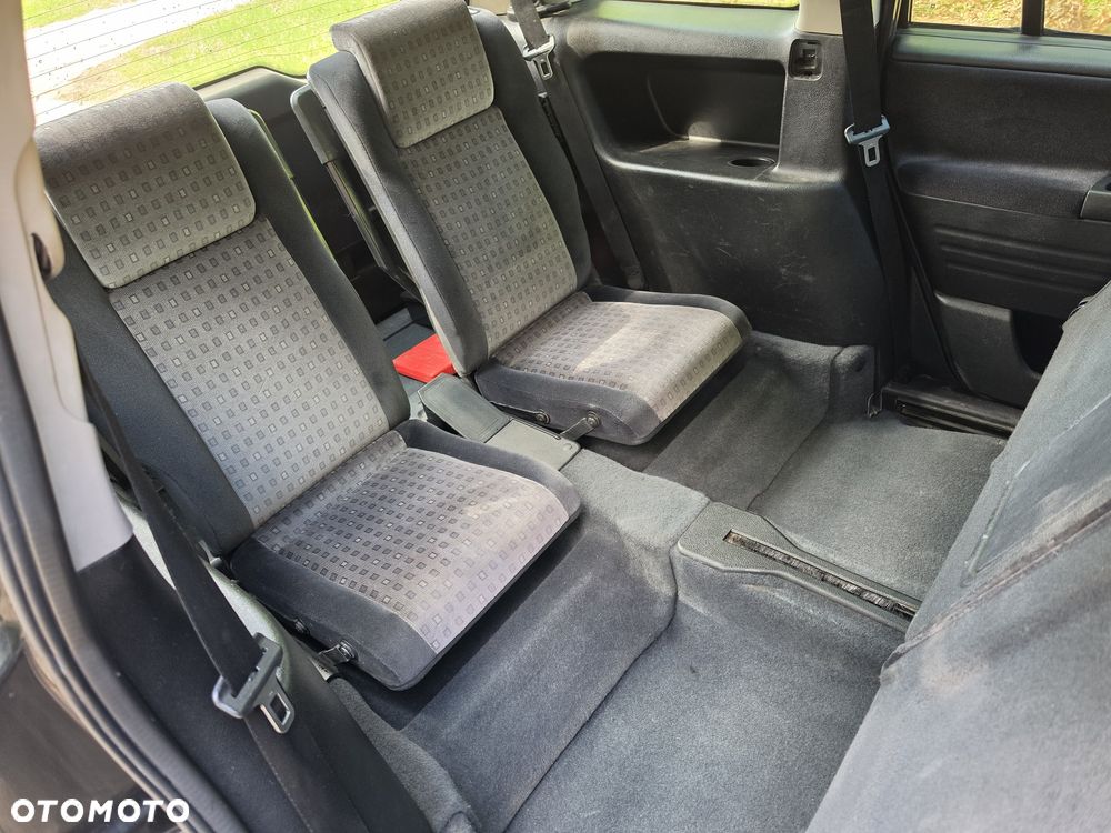 Opel Zafira - 8