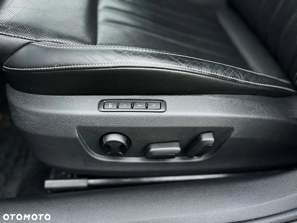 Skoda Superb 2.0 TDI SCR L&K DSG - 12