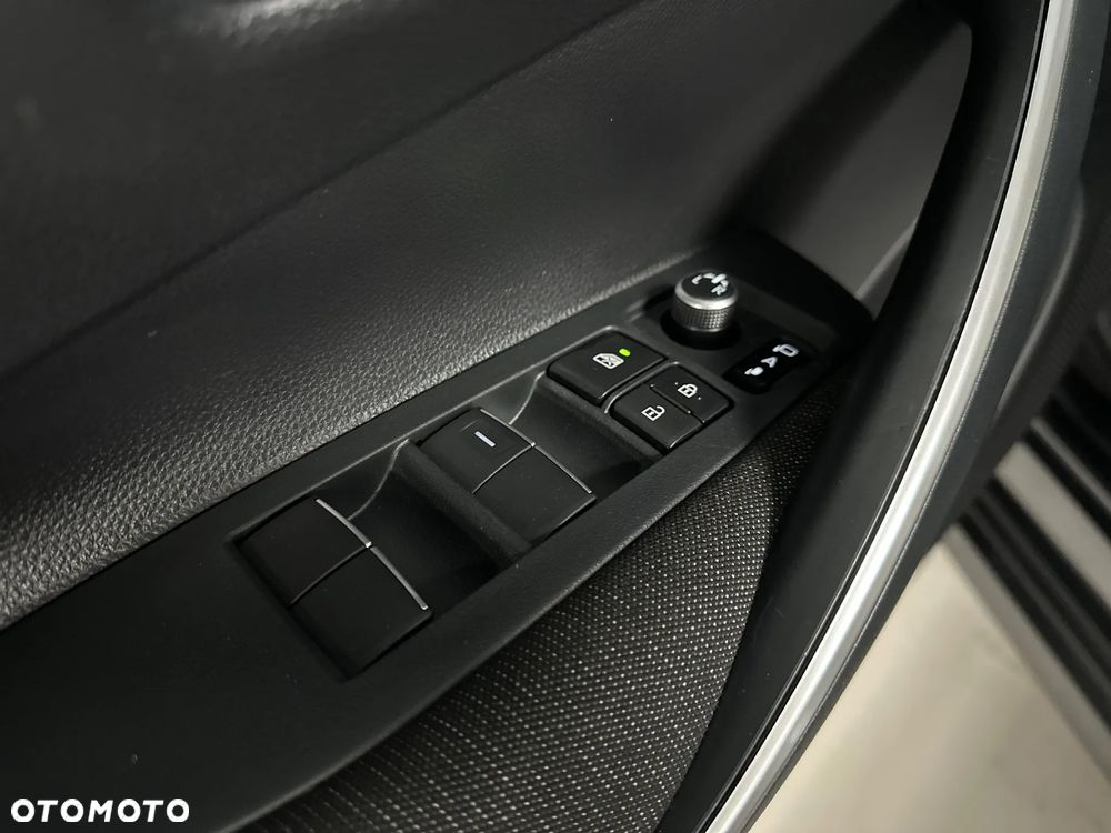 Toyota Corolla 1.5 Comfort MS - 25