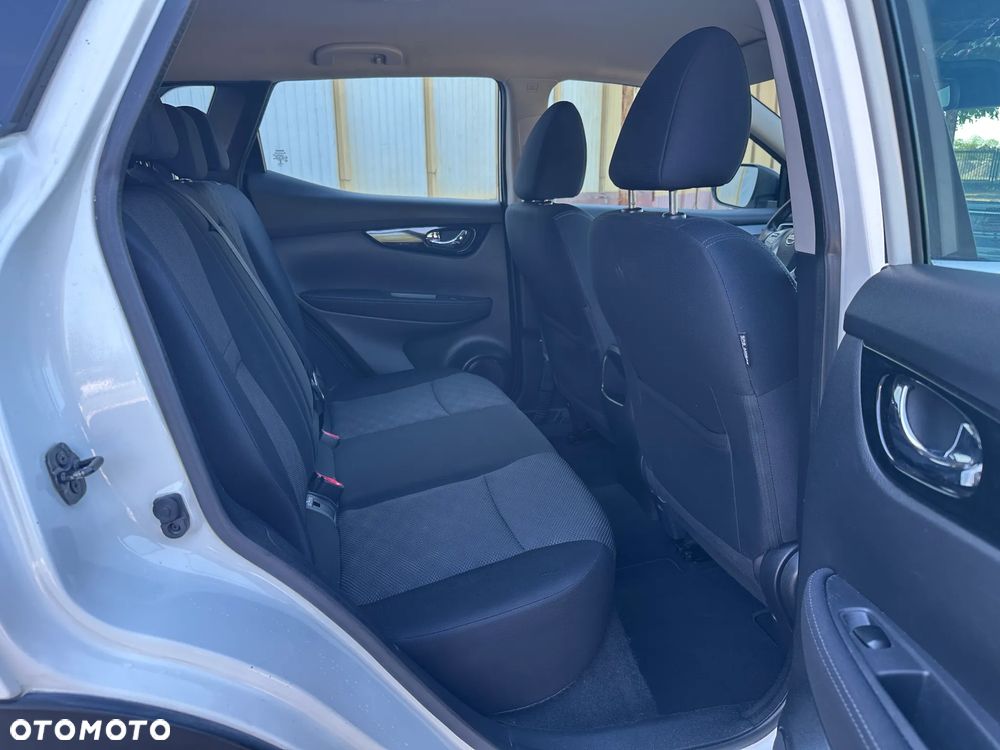 Nissan Qashqai 1.2 DIG-T Tekna EU6 - 30