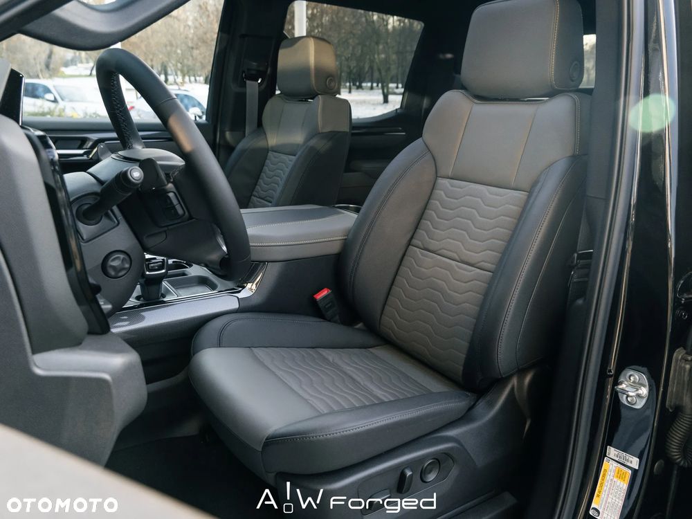 Chevrolet Silverado - 18