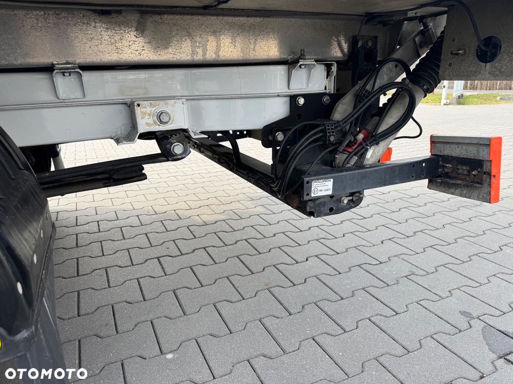 Mercedes-Benz Sprinter 516 CDI rama do zabudowy z windą i agregatem - 9