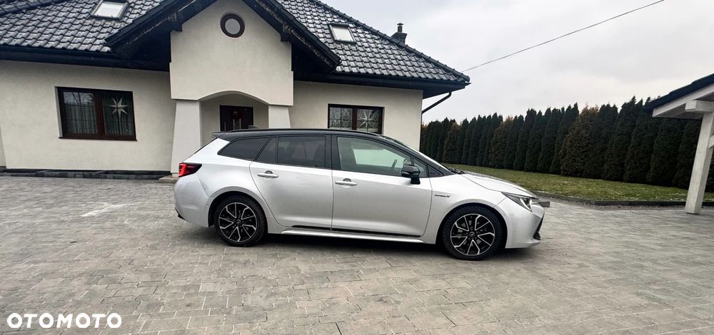 Toyota Corolla 2.0 Hybrid GR Sport Dynamic - 9