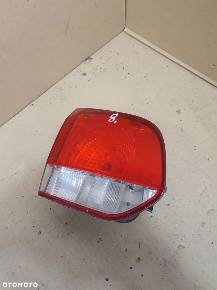 # LAMPA LEWY TYŁ W KLAPĘ VW GOLF VI nr 5K0945093J - 3