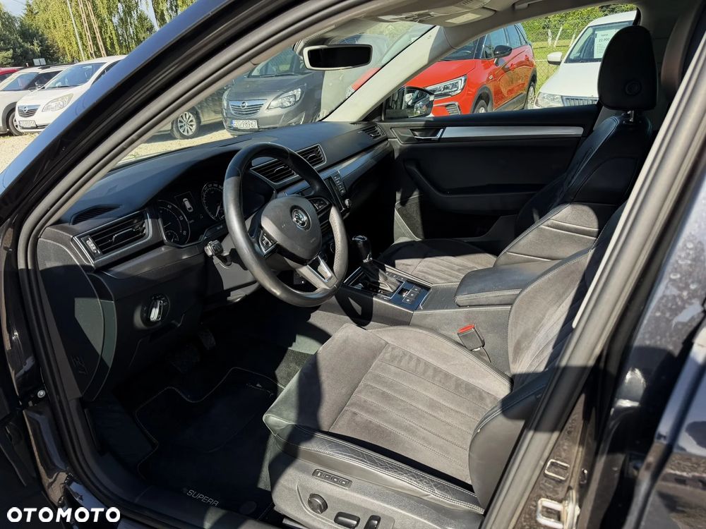 Skoda Superb 2.0 TDI DSG Style - 9