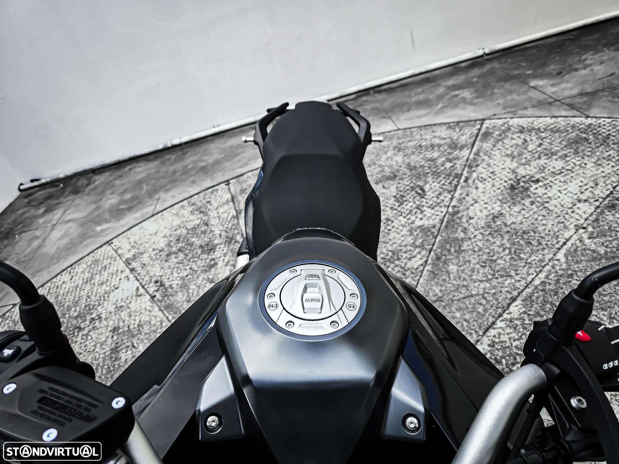 BMW F 900 XR - 16