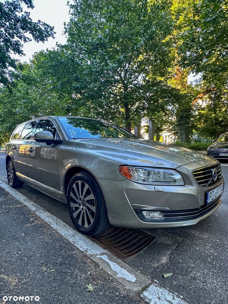 Volvo V70 D5 AWD Summum - 17