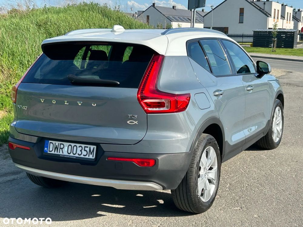 Volvo XC 40 T3 Momentum Pro - 11