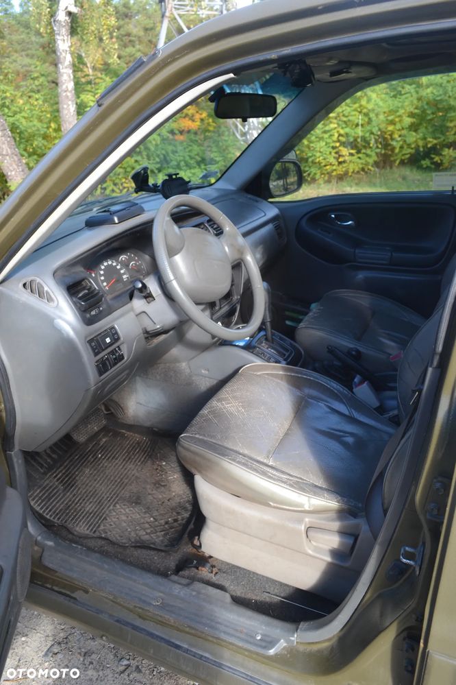 Suzuki Grand Vitara 2002 photo 5