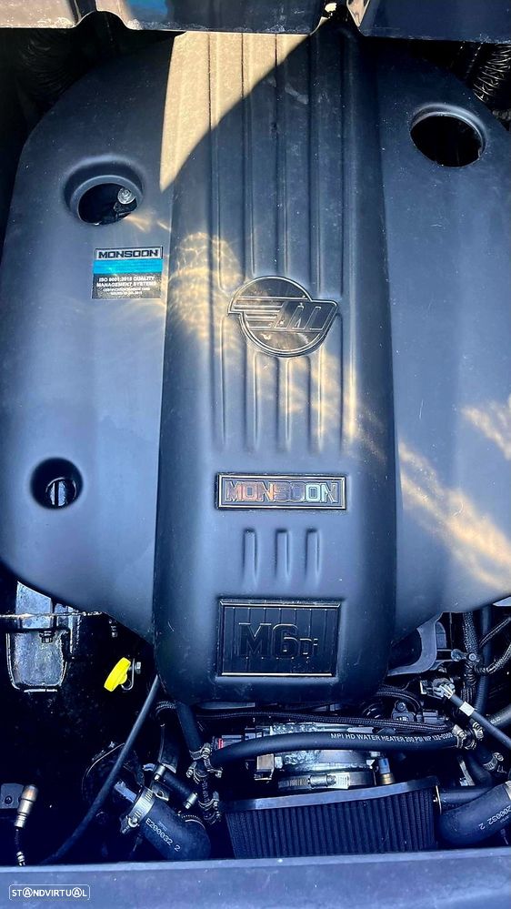 Malibu Axis Wake Research T 250 - 23