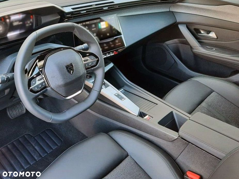 Peugeot 408 - 7
