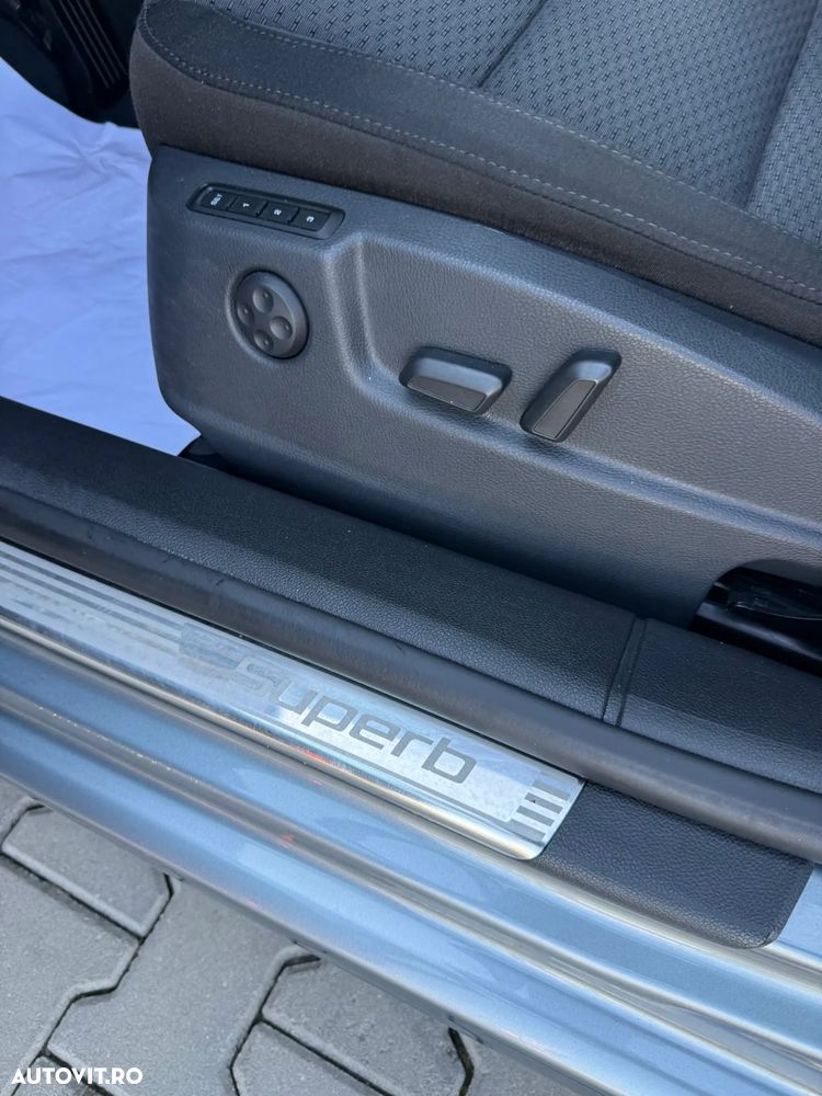 Skoda Superb 1.4 TSI Elegance - 31