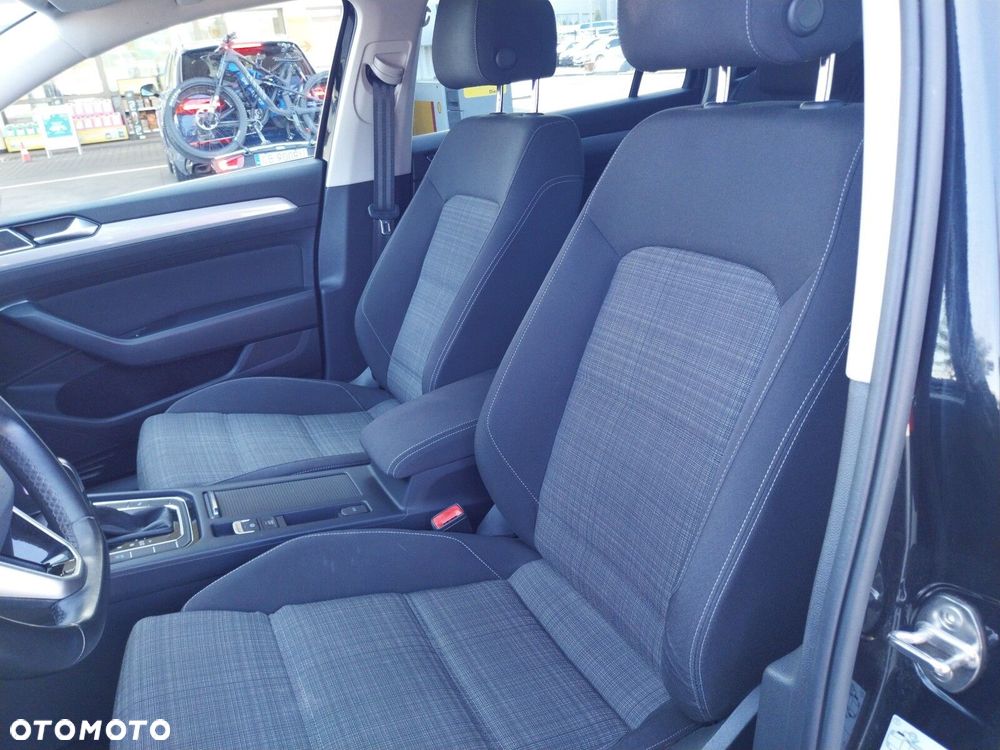 Volkswagen Passat Variant - 11