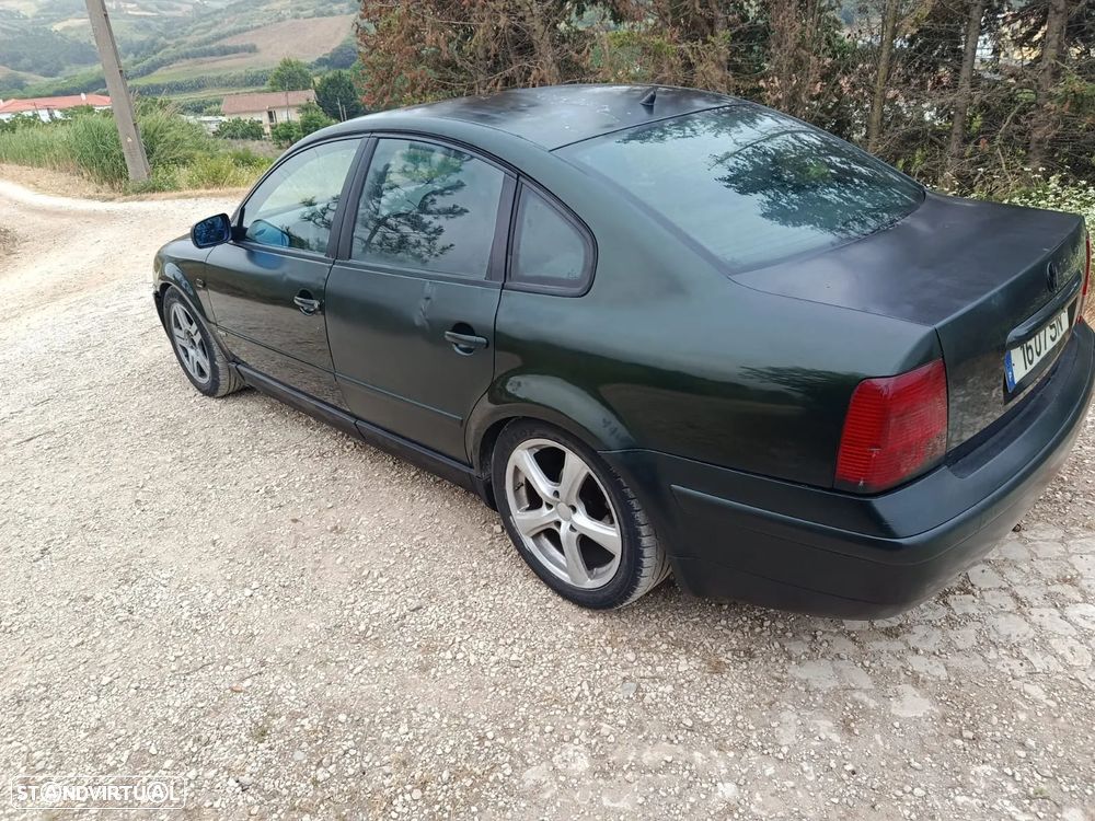 VW Passat 1.9 TDi Confortline Top - 6