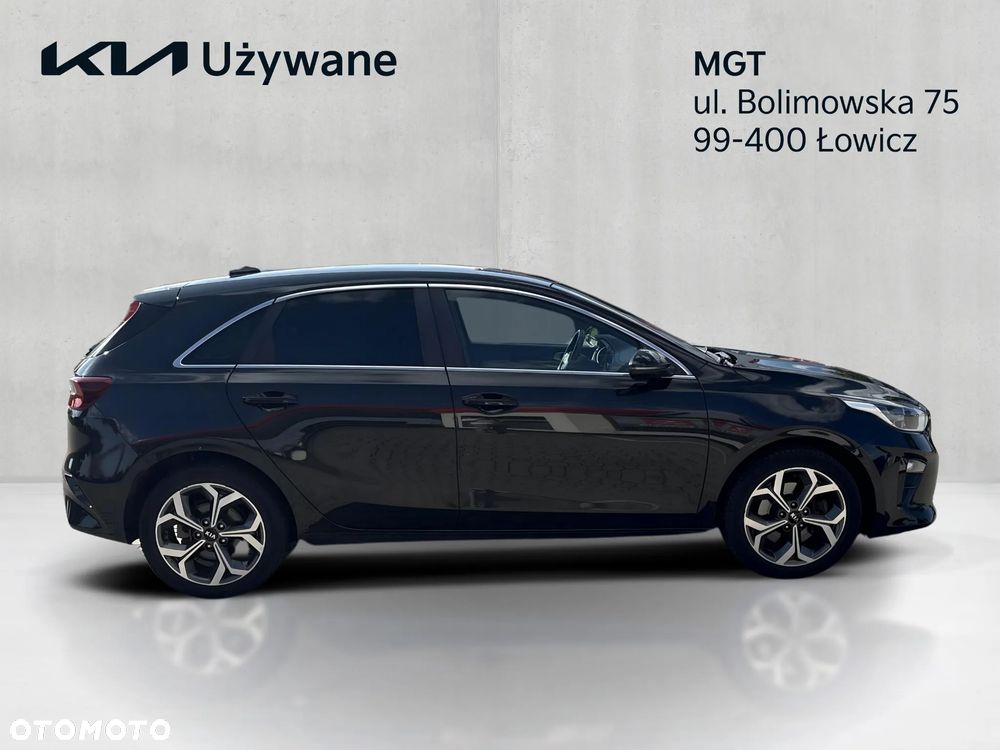 Kia Ceed 1.4 L - 6