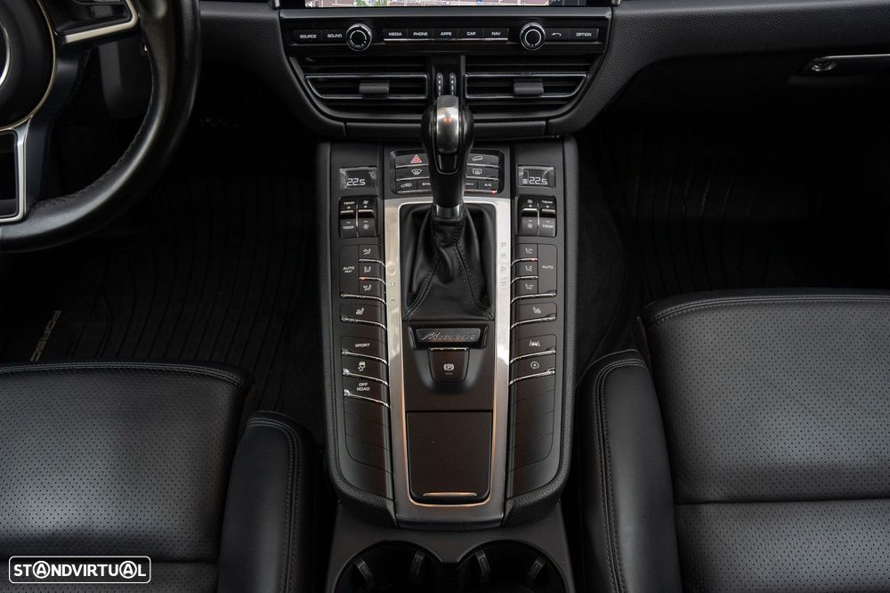 Porsche Macan S PDK - 25