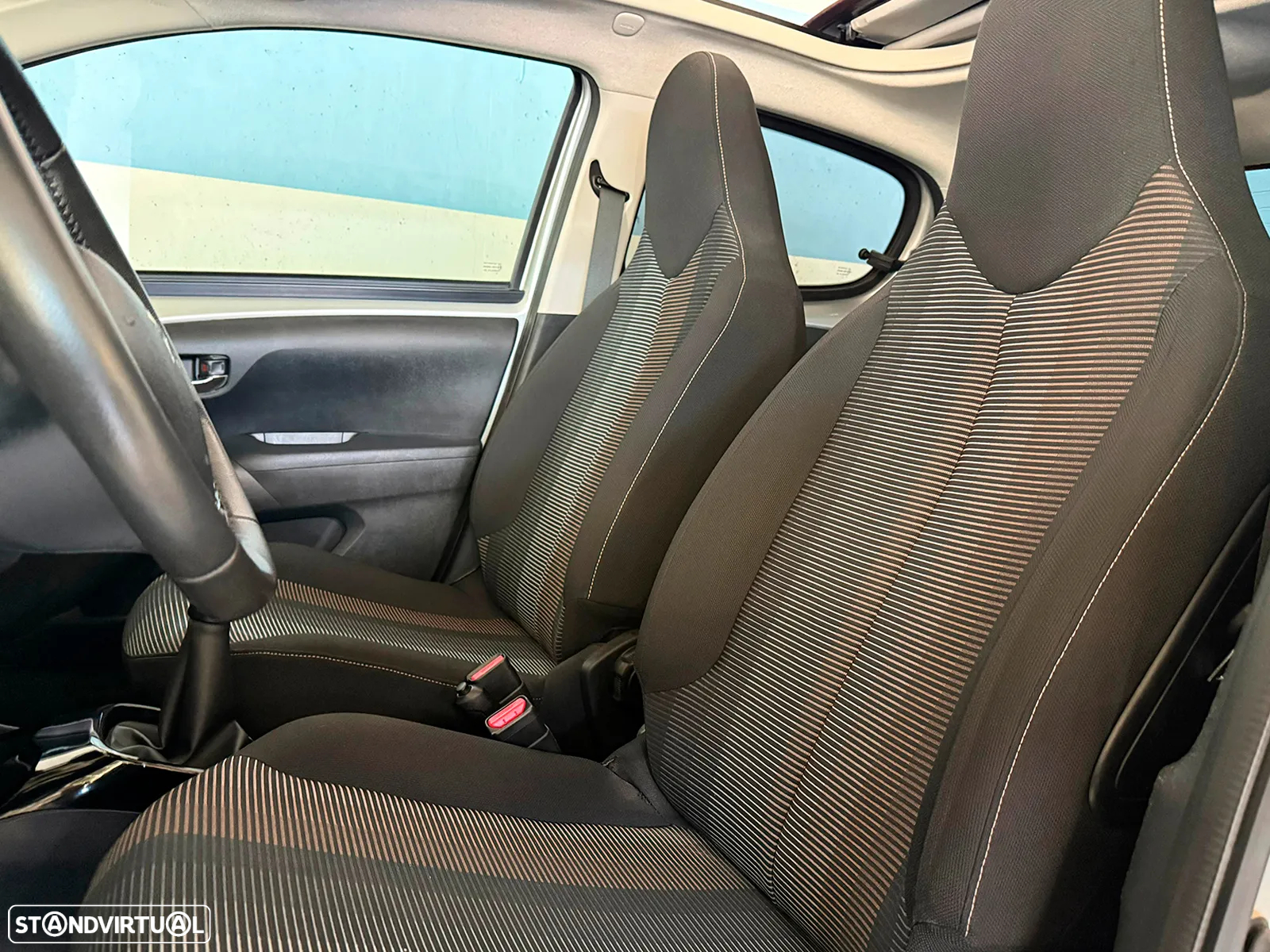 Peugeot 108 Top! 1.2 VTi Allure - 10