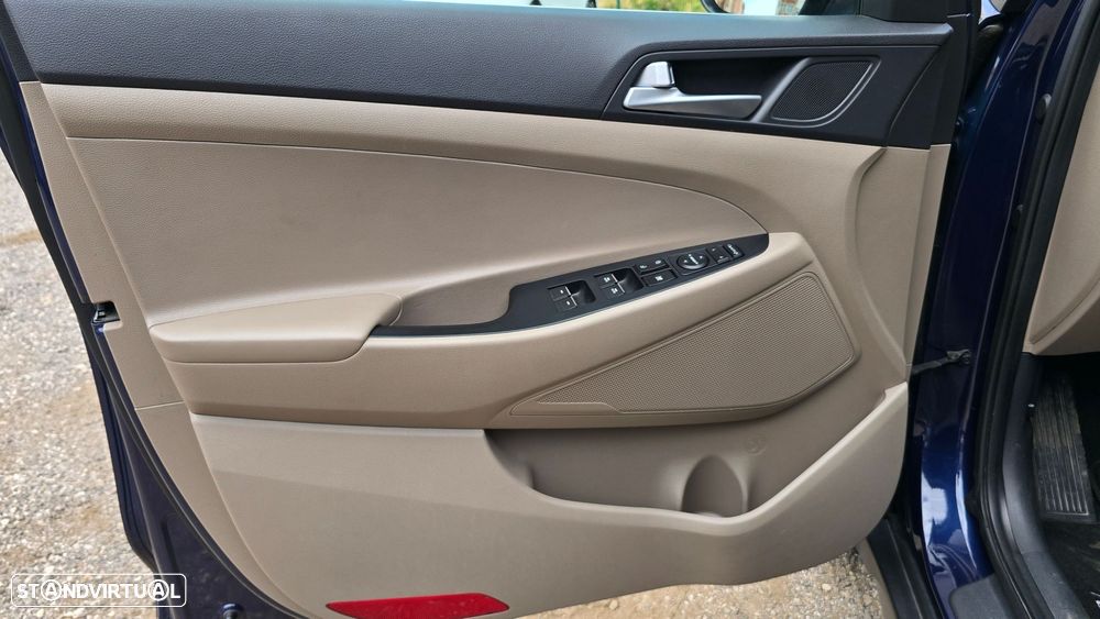 Hyundai Tucson 1.6 CRDi Premium+Pack Pele - 8