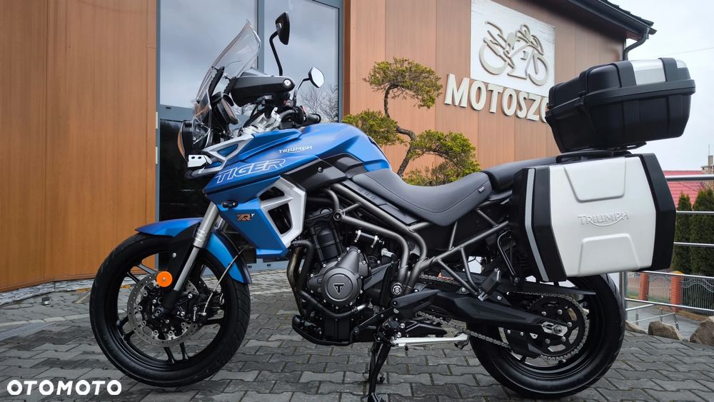 Triumph Tiger - 2