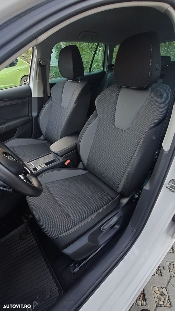 Skoda Octavia 2.0 TDI DSG Ambition - 9