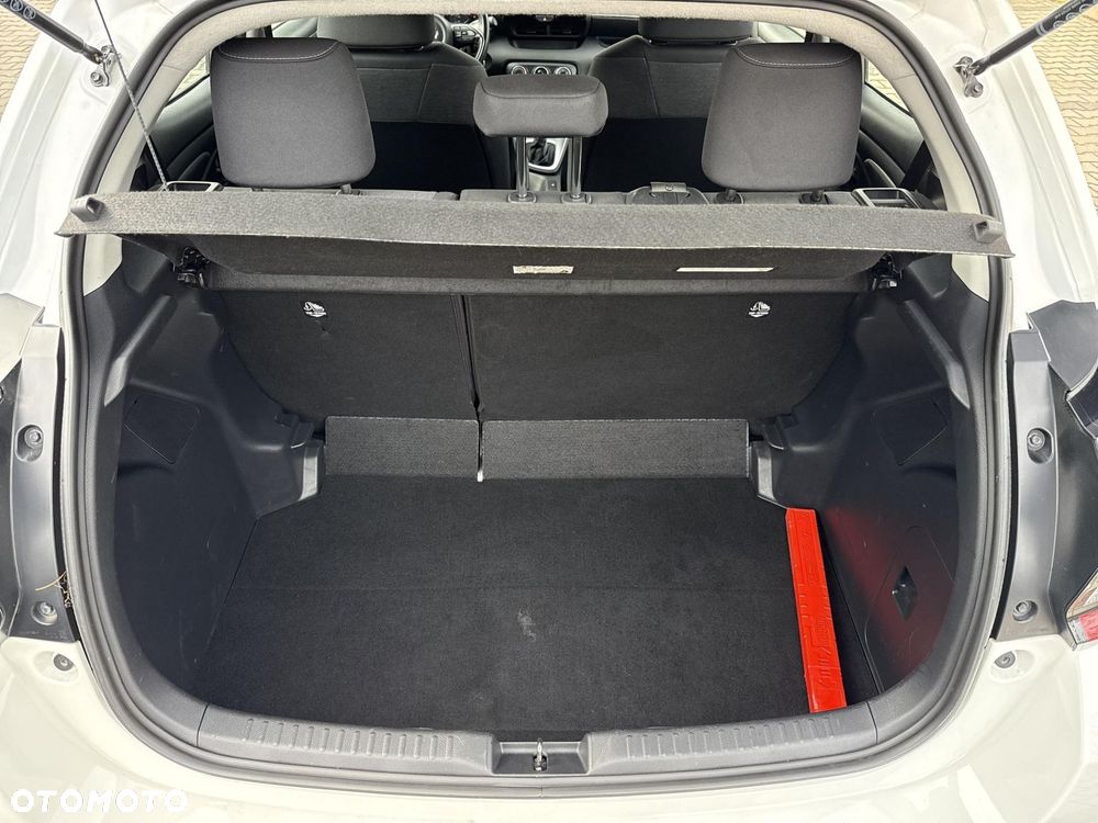 Toyota Yaris - 13